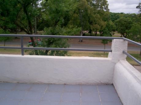 Impecable!! 2 Plantas, Ricaldoni/av. Italia