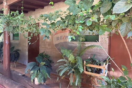 CASA EN VENTA, ITACURUBI DE LA CORDILLERA — foto 2