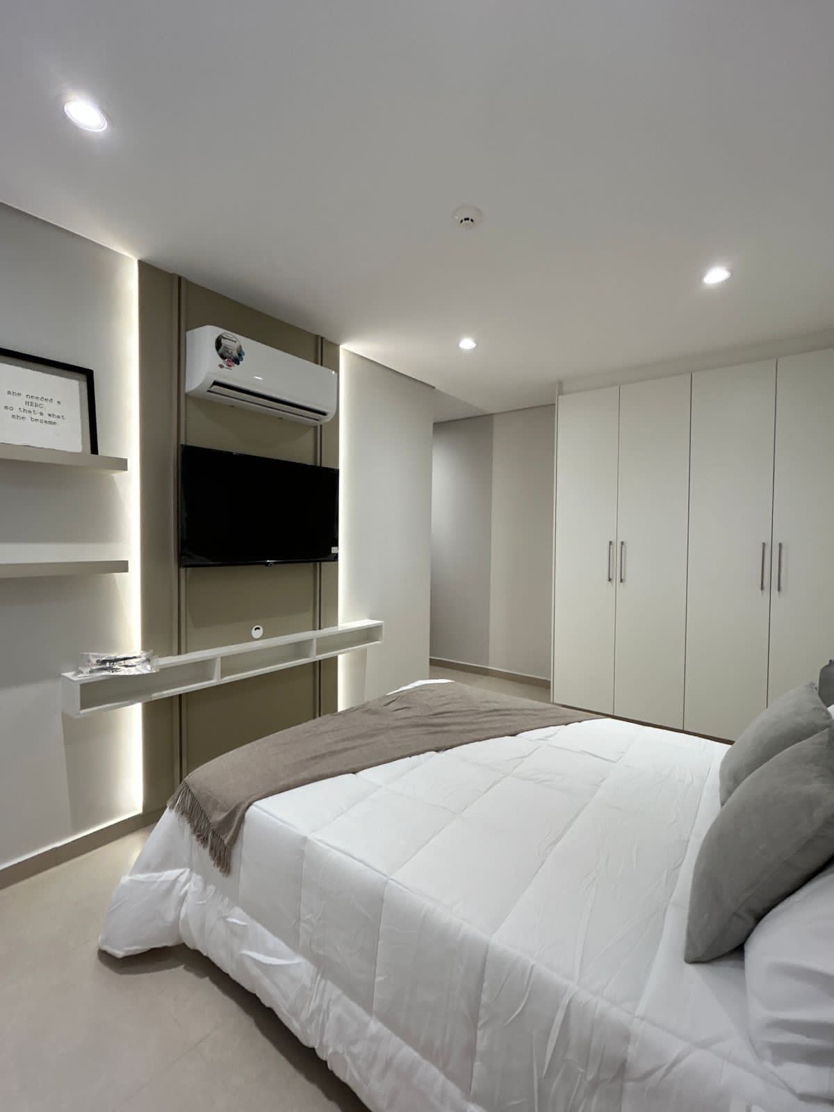 Alquilo  En Exclusivo Condominio En Luque Con Muebles — foto 3
