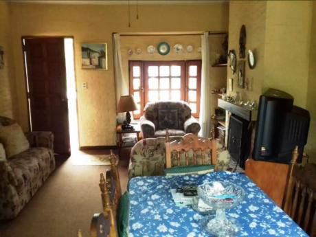 Venta De Casa Dos Dormitorios - Shangrila Sur