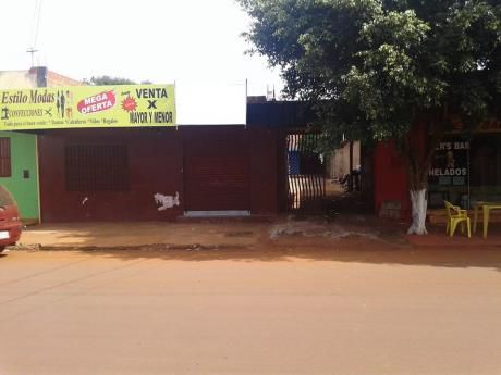 Hermoso Salon Con Inquilinato En Venta!