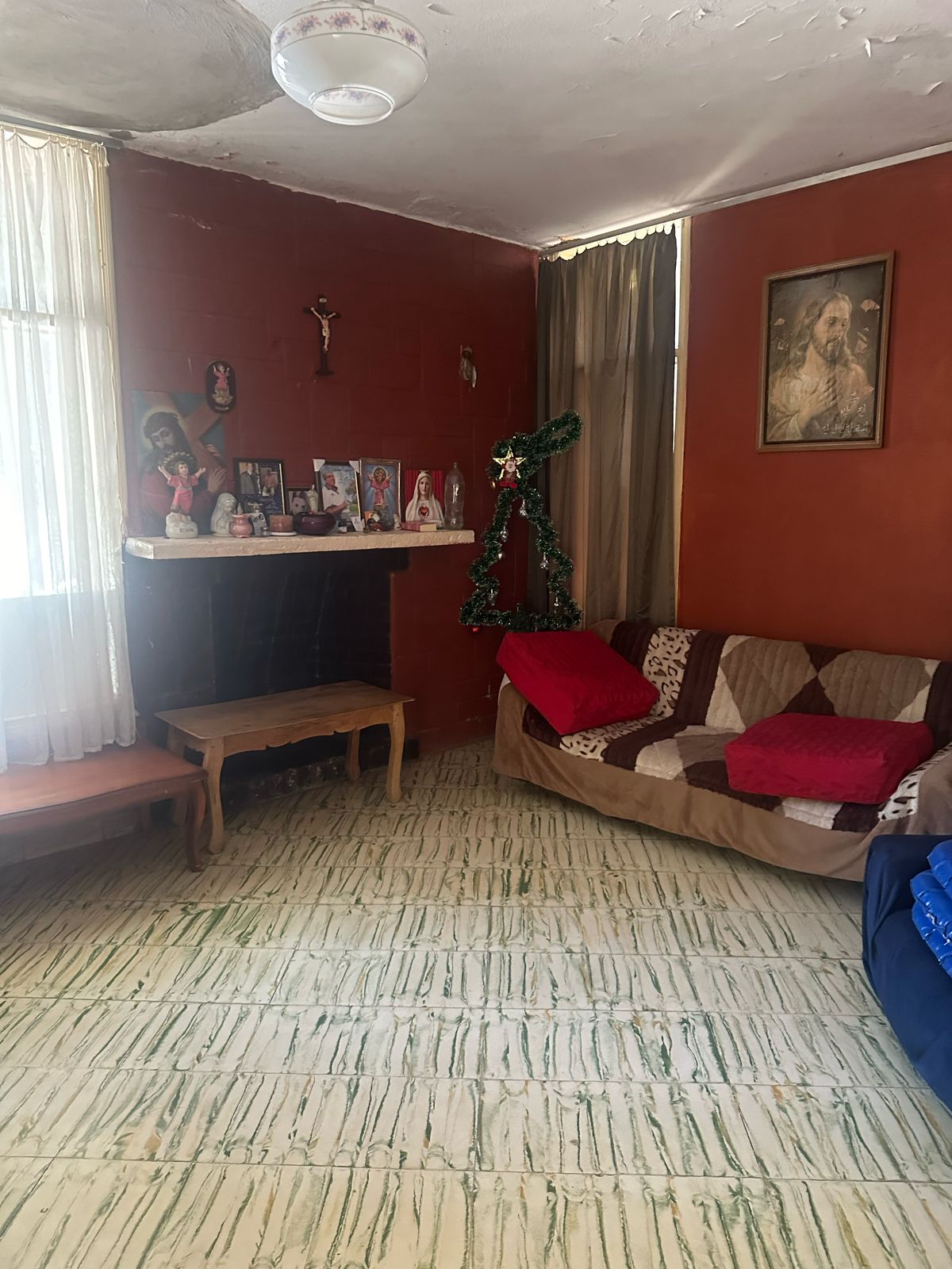 VENDO CASA A DEMOLER O REFACCIONAR EN SAJONIA A PRECIO DE TERRENO — foto 2