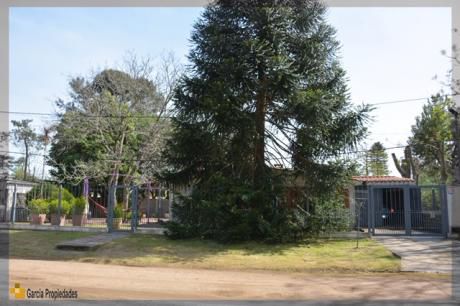 Chalet De Tejas Para Vivir Todo El Año A 300 Mts Del Mar