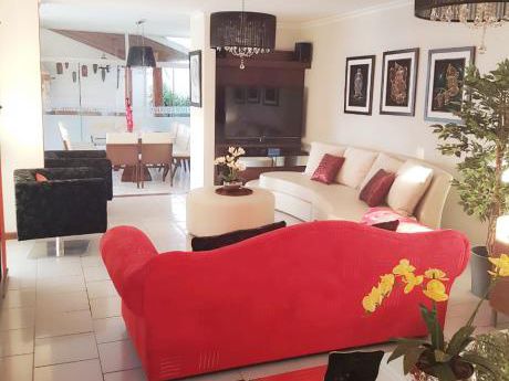 Hermosa Casa En Venta Km 5 Carretera A Cotoca