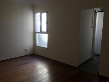 Alquilo Mono Ambiente Cordón, Vivienda U Oficina