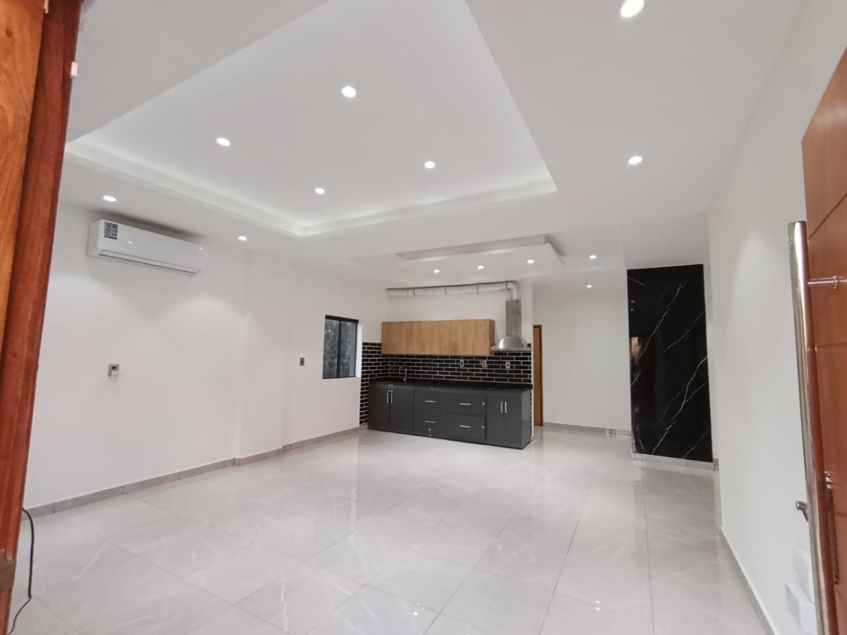 CASA EN ALQUILER EN MARIANO R. ALONSO - 3 DORMITORIO — foto 3
