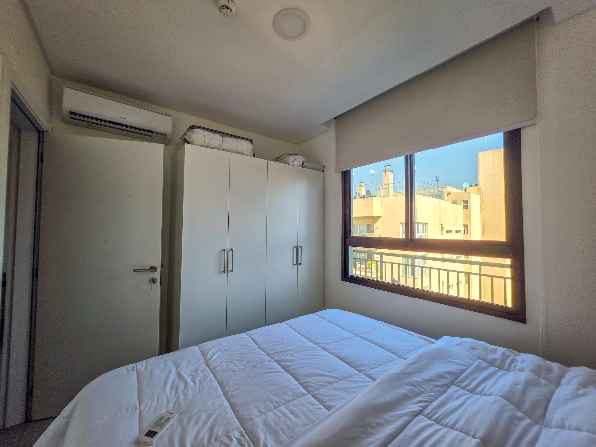 Vendo Departamento 1 Dormitorio En Las Mercedes - Edificio Innova — foto 3