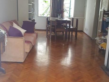 Excelente Ubicacion , A Metros Del Mar!!