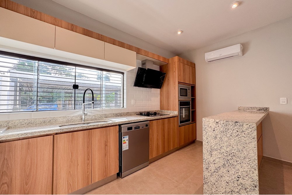VENDO CASA PAREADA EN RECOLETA ZONA CAMPO ALTO — foto 3