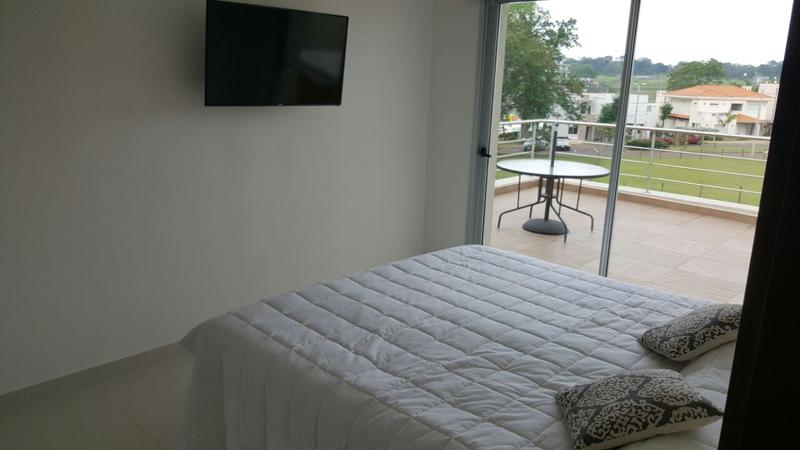 VENDO LUJOSA CASA EN AQUA VILLAGE! — foto 3