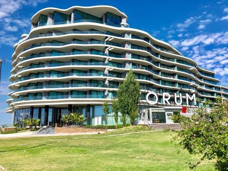 Alquiler De Apartamento. 1 Dormitorio En Forum Buceo