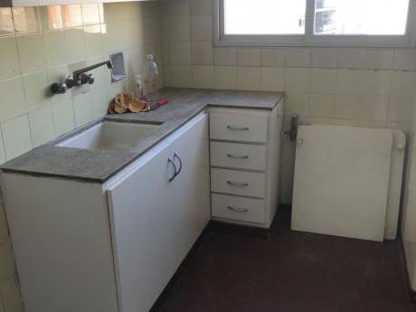 Apto Buena Ubicación Piso Alto