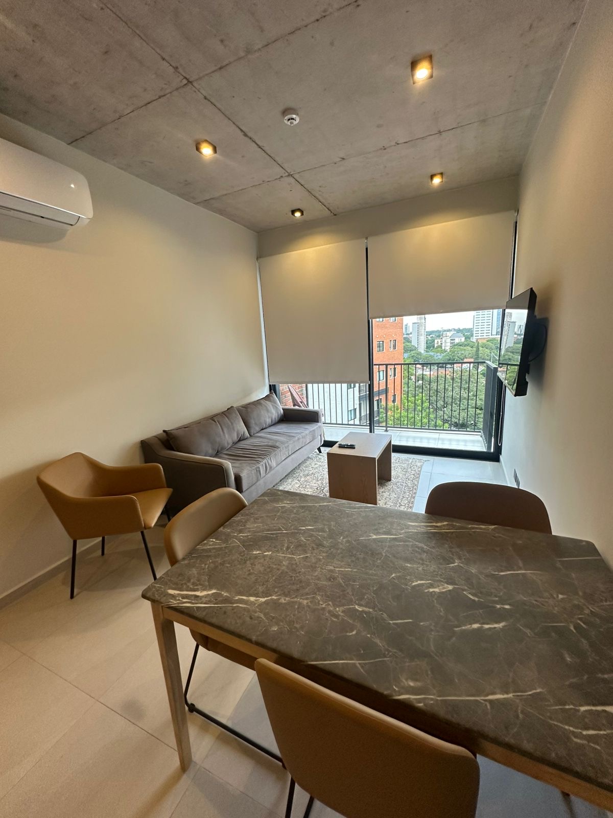 Alquilo departamento amoblado de 1 dormitorio zona shopping del sol — foto 2