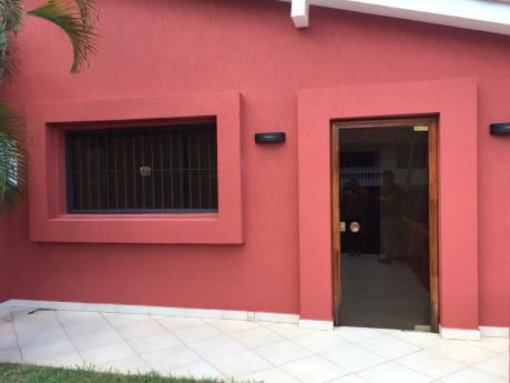 Casa Para Oficina En Ciudad Nueva
