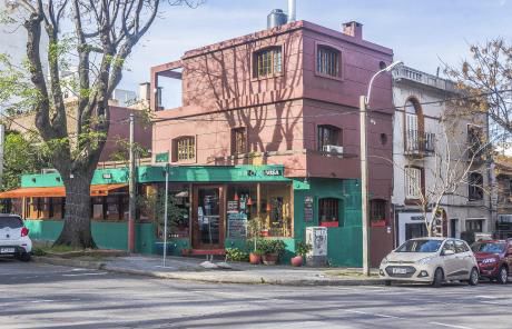 Local Esquina - Guipuzcoa Y Joaquin Nuñez