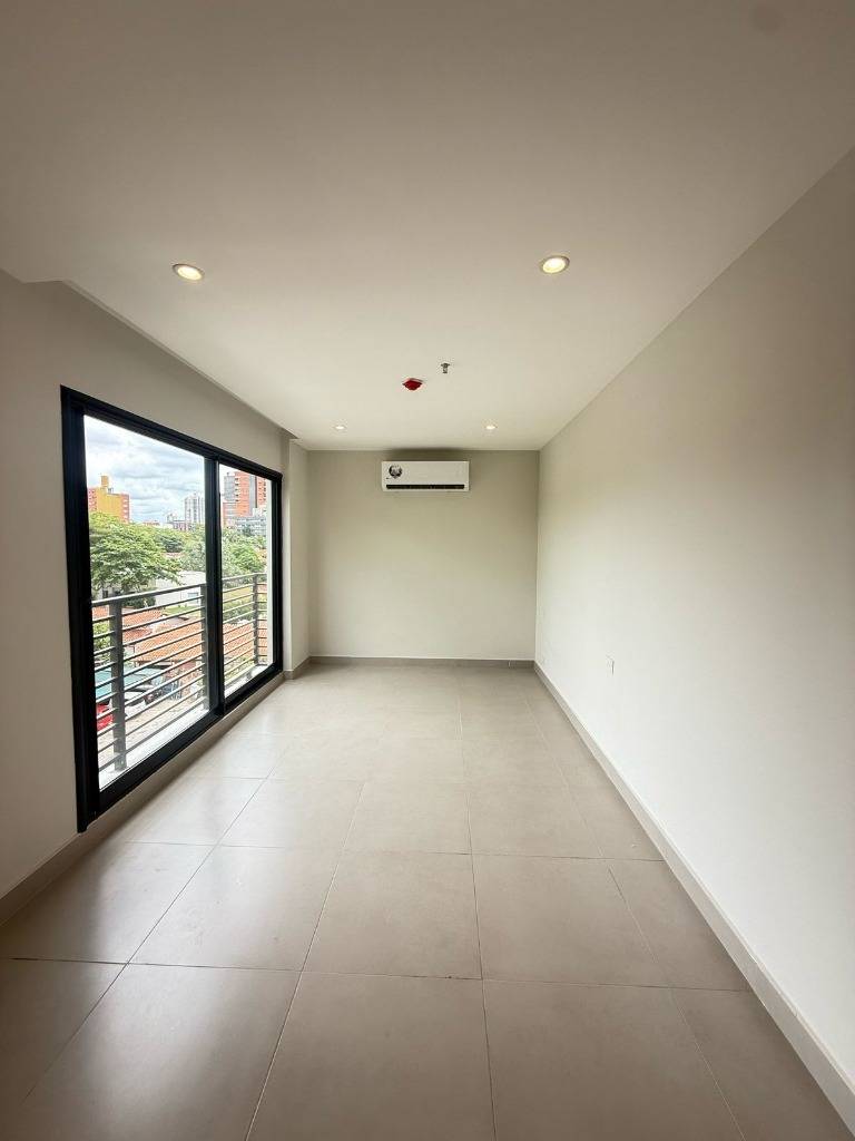 VENDO MONOAMBIENTE A ESTRENAR EN LAS MERCEDES — foto 3