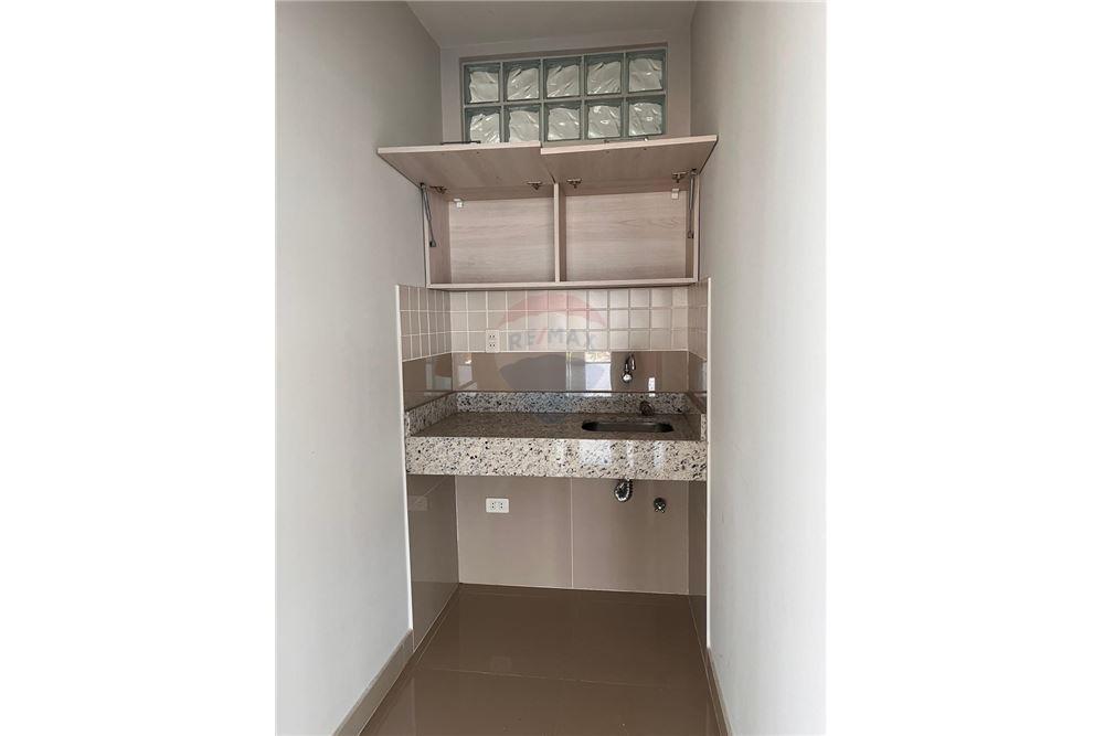 Alquiler Oficina Corporativa en Edificio Alta Vista Fernando de la Mora — foto 3