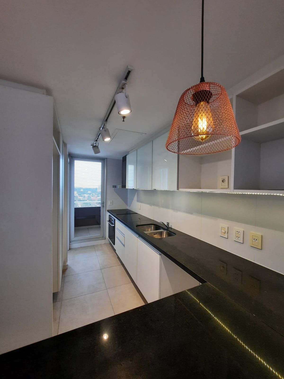 Alquilo Departamento de 3 habitaciones en zona Paseo La Galería — foto 2