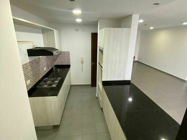 VENDO DEPARTAMENTO DE 2 HABITACIONES EN CIUDAD DEL ESTE. — foto 2