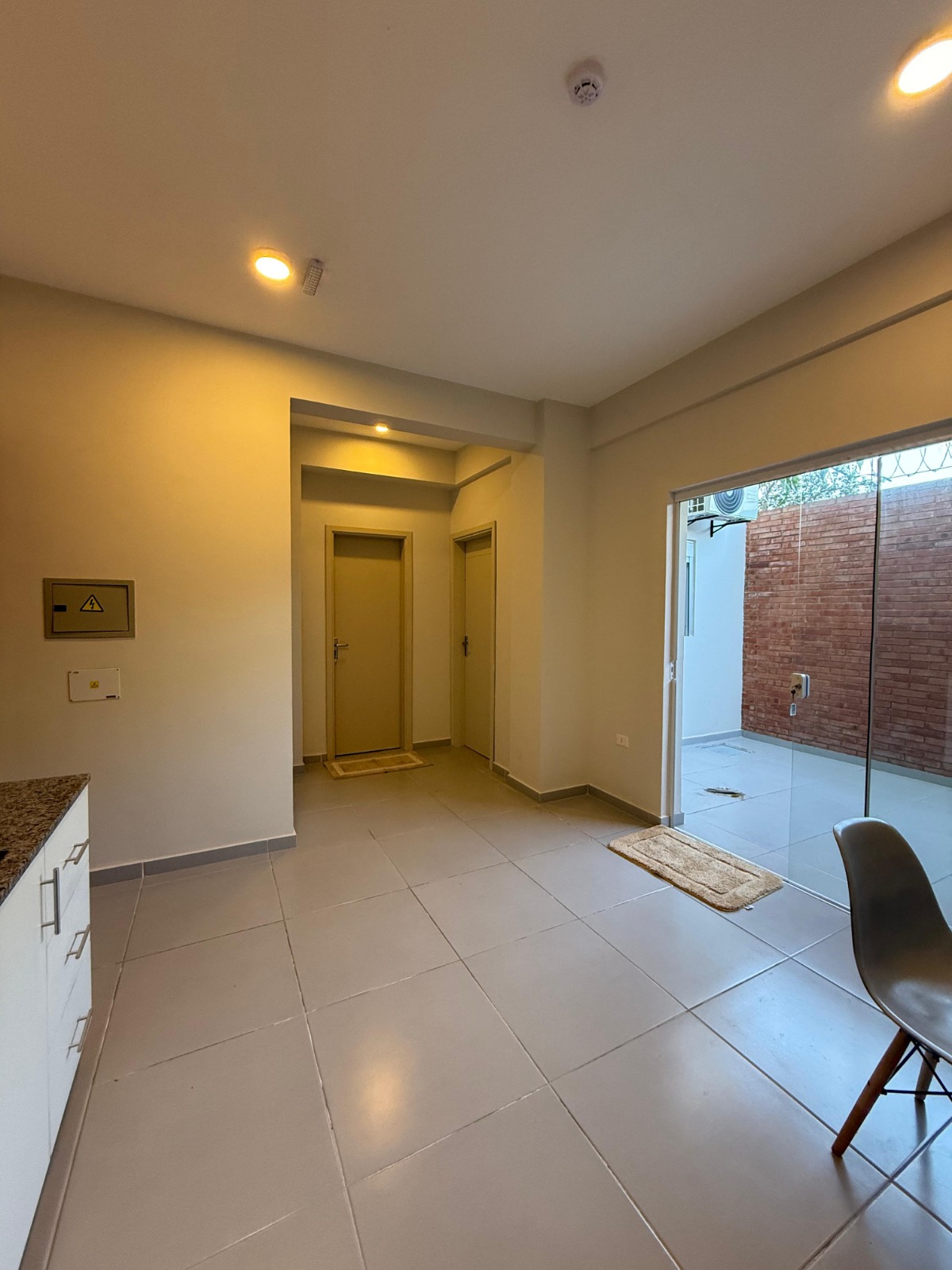 ALQUILO DEPARTAMENTO AMOBLADO - EDIFICIO PARANÁ 2 — foto 2