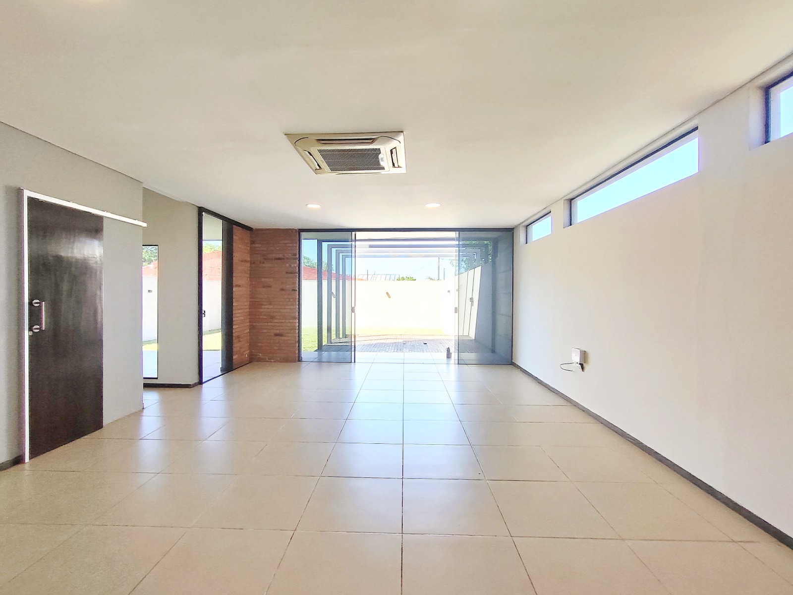 Vendo Casa en Luque - Zona Avda. Nanawa — foto 3