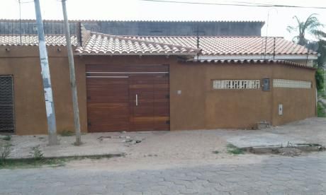 Casa En Alquiler $us. 800 (zona Av. Brasil Dentro Del 2do Anillo)
