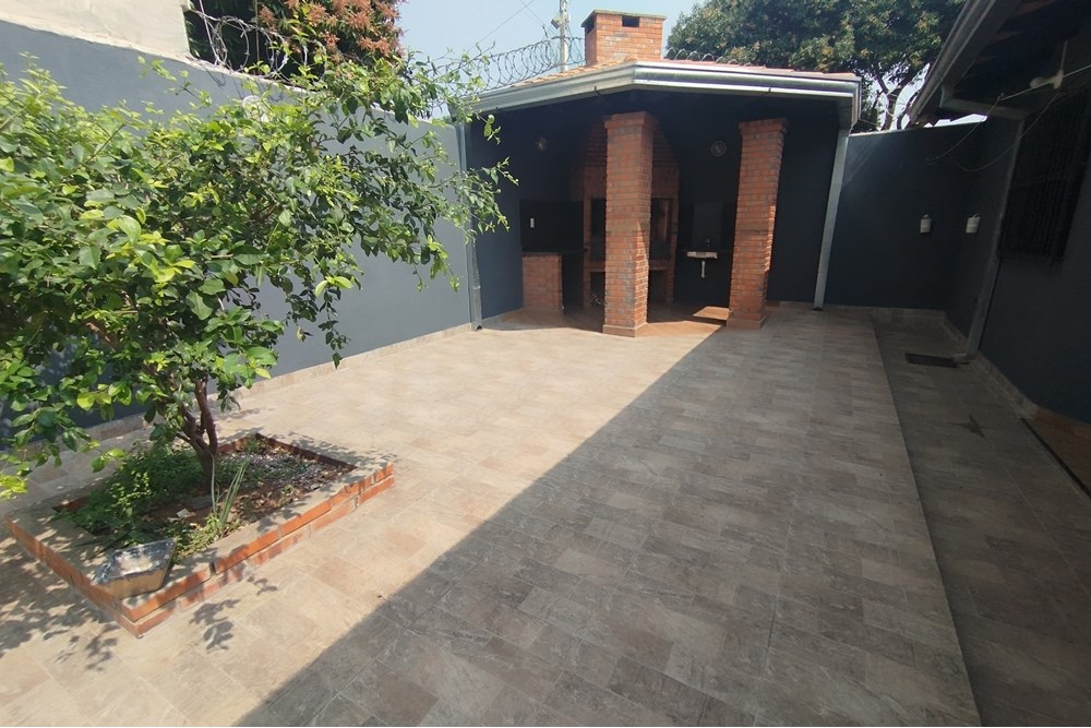 Casa en alquiler en Capiatá — foto 2