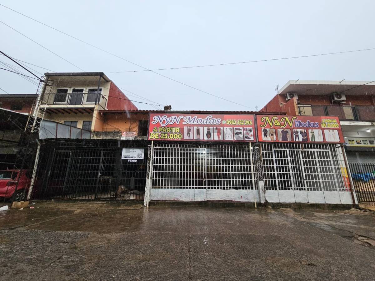 Vendo Interesante propiedad sobre Avda Artigas casi Molas Lopez — foto 2