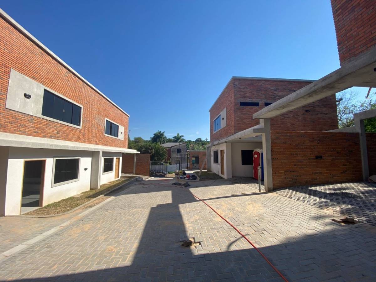 Duplex a estrenar en barrio cerrado Edilica 1 — foto 2