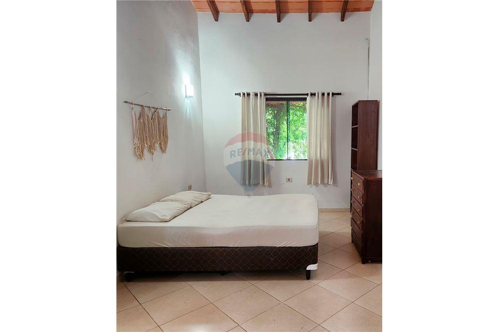 Casa de Verano - Alquiler - San Bernardino, Cordillera, Paraguay, Vive feliz! — foto 2