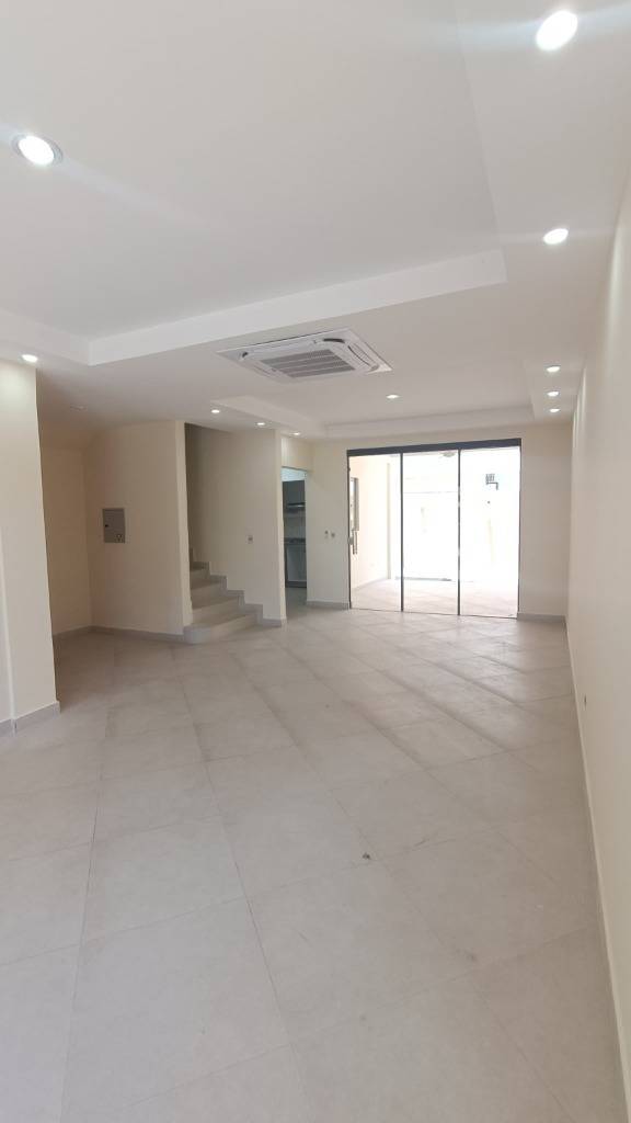 ALQUILO DUPLEX EN FERNANDO DE LA MORA ZONA SUR — foto 3