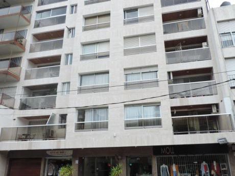 26 De Marzo Y Osorio. 90 Mts. Balcon. Office. Gge. Impecable!
