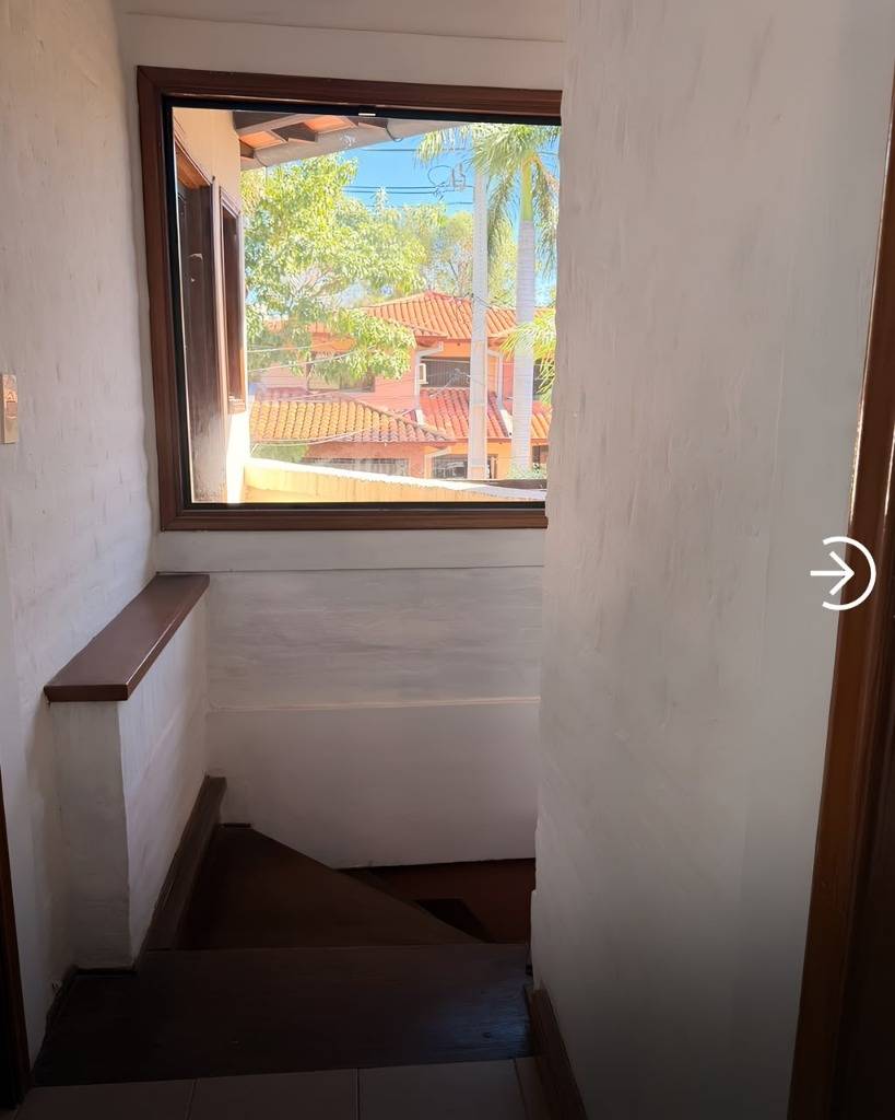 Casa de 2 plantas con balcón | Mburucuyá — foto 3