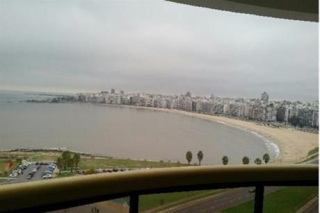 Apartamento En La Rambla Frente Kibón