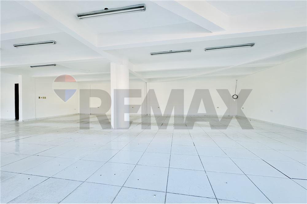 Local Comercial - Alquiler - San Lorenzo, Central, Paraguay — foto 2