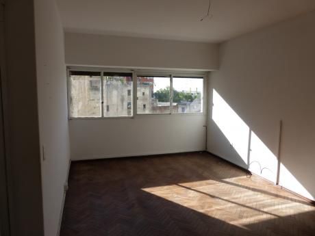 Alquiler Apartamento 1 Dormitorio Avda. Del Libertador