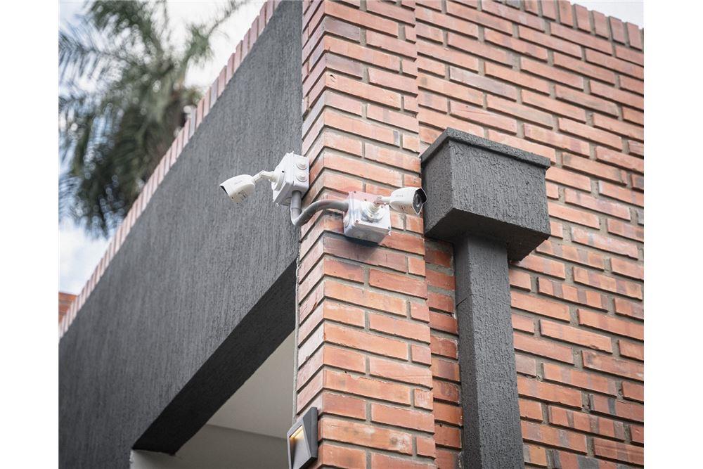 Casa - Alquiler - San Bernardino, Paraguay — foto 3