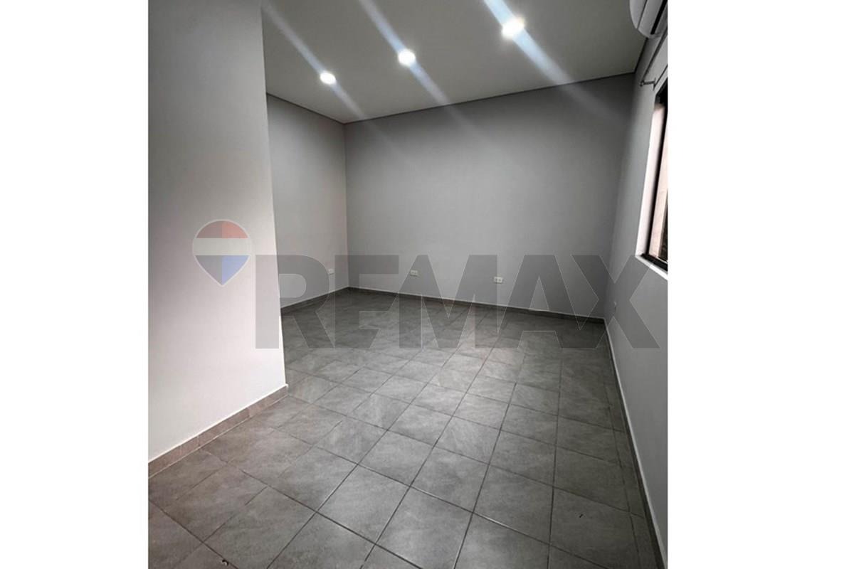 Alquilo Duplex en Lambare, Barrio Santa Lucia — foto 2