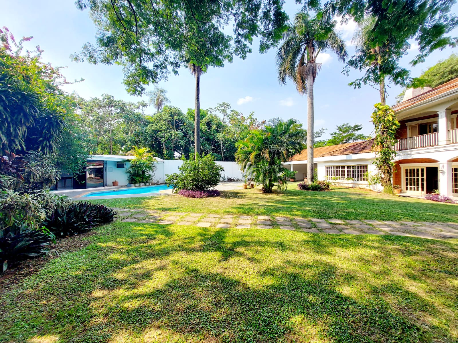Casa en alquiler en Mburicaó, Asunción — foto 2