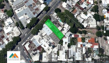 Gran Terreno Sobre Avenida General Flores