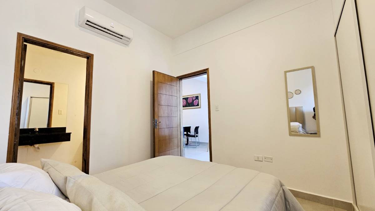 Departamento Totalmente Amoblado con cochera incluida — foto 3