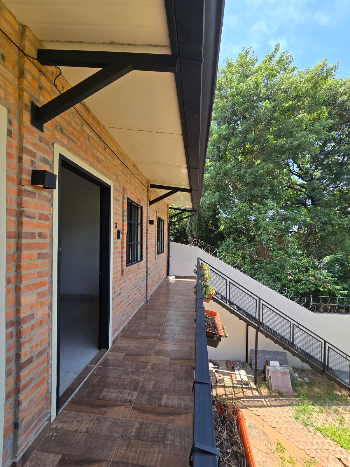 ALQUILO DEPARRAMENTO EN LUQUE - LOMA MERLO — foto 3