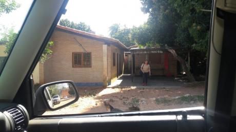 Vendo Terreno Zona Hospital Del Corazon Con Pequeña Casa