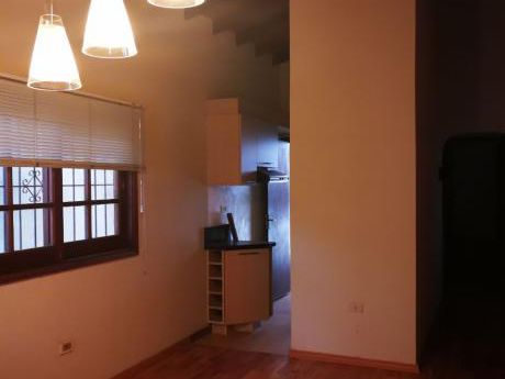 Alquilo Departamento De Tres Dormitorios En El Centro De Asunción