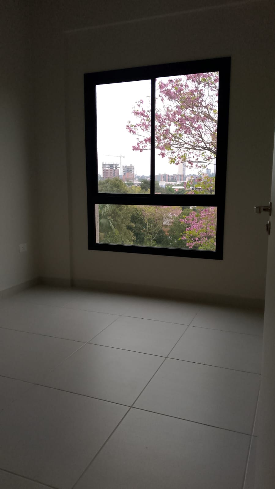 Departamento Uno Dormitorio En  Luque Zona Cit Zuba18 — foto 2