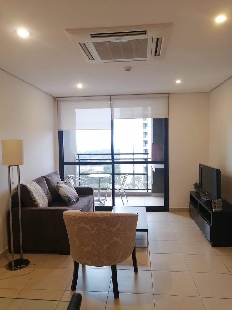 Edificio Torres Mirador : dpto amoblado de 2 habitaciones — foto 2