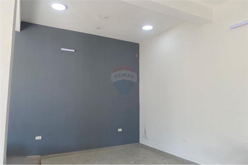 LOCAL COMERCIAL EN SAN LORENZO — foto 2