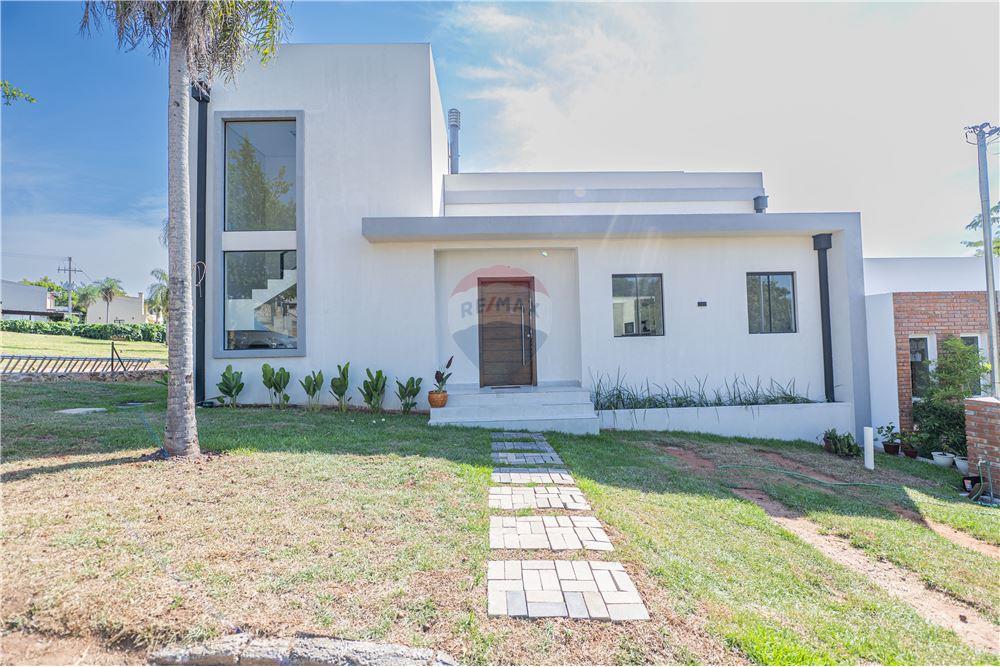 En Venta - Casa de Verano -San Bernardino, Cordillera, Paraguay — foto 2