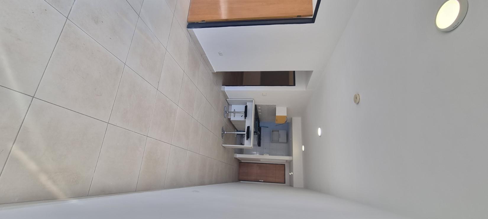 Alquiler de departamento de 2 habitaciones en Fernando de la Mora — foto 2