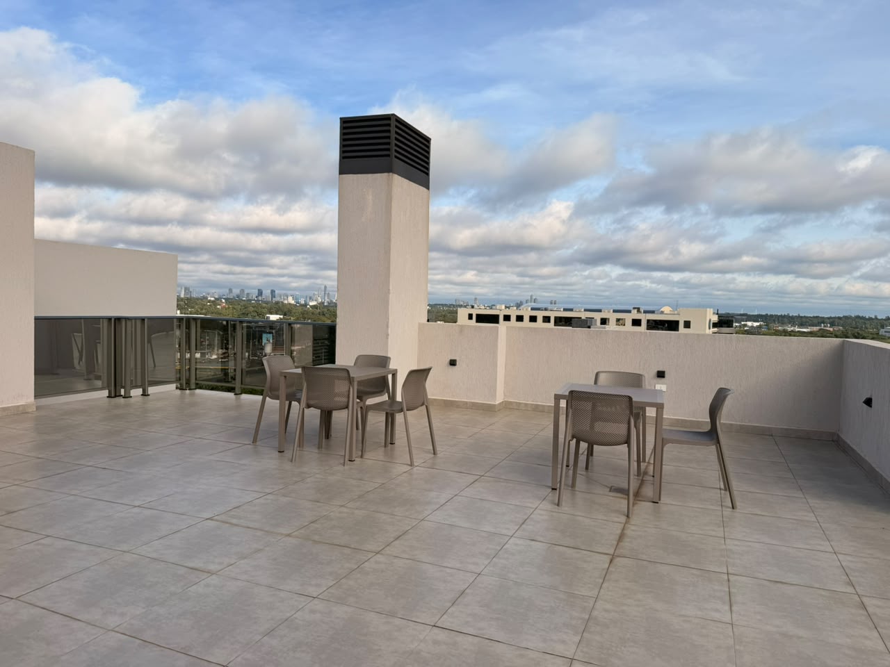 ALQUILO EDIFICIO BURBAND — foto 2